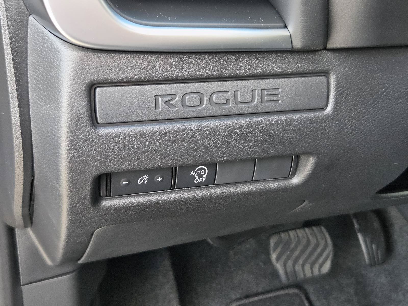 New 2027 Nissan Rogue S FWD image 17