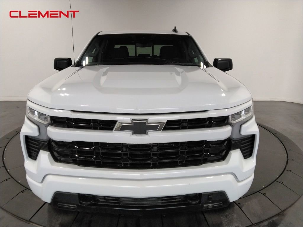 Used 2023 Chevrolet Silverado 1500 RST image 2