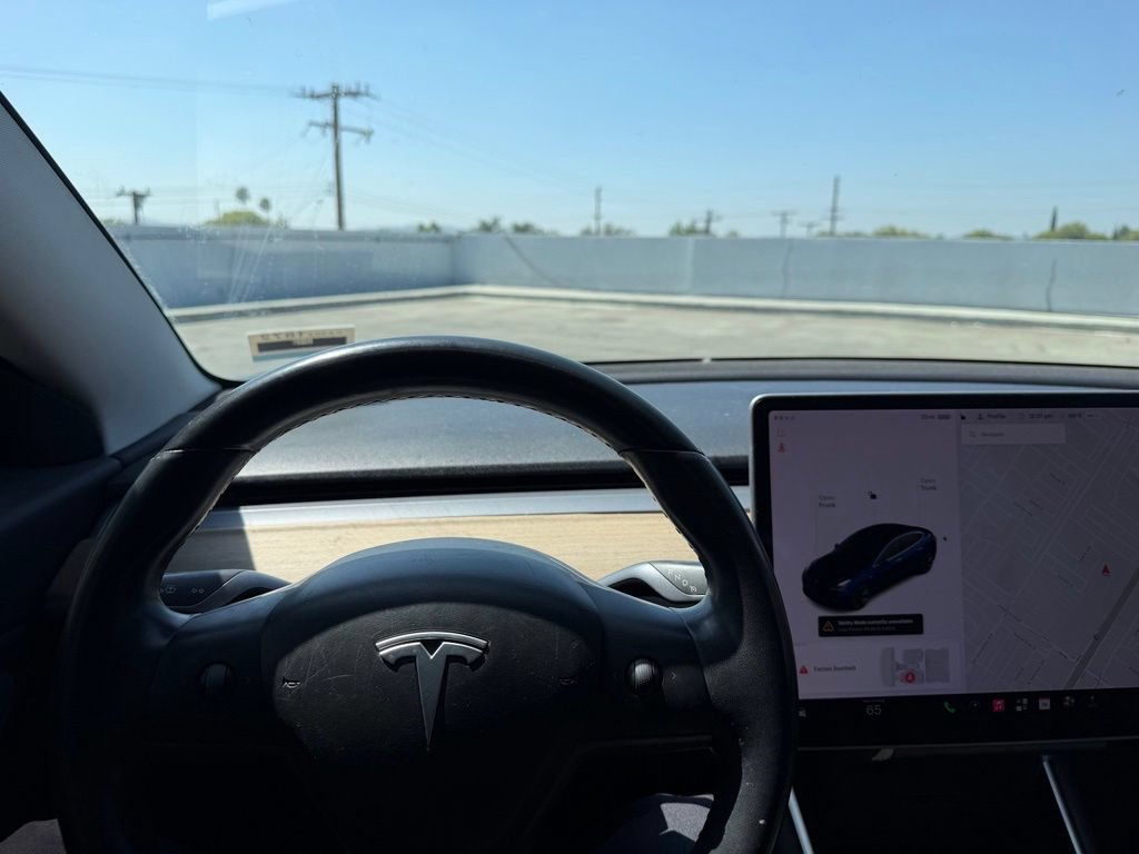 Used 2018 Tesla Model 3 Long Range RWD image 10