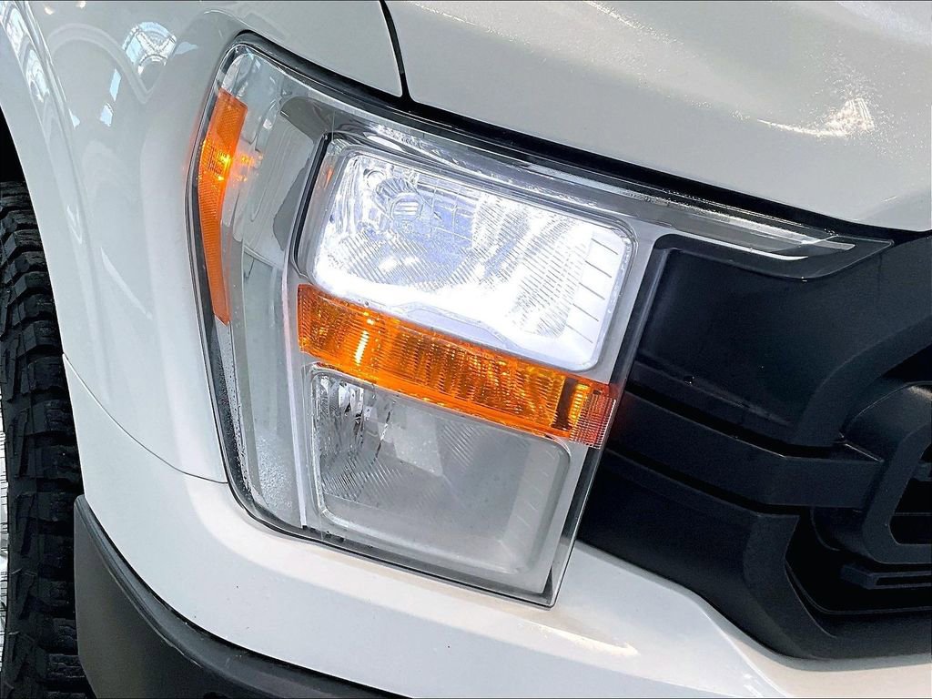 Used 2022 Ford F150 XL w/ Trailer Tow Package image 33