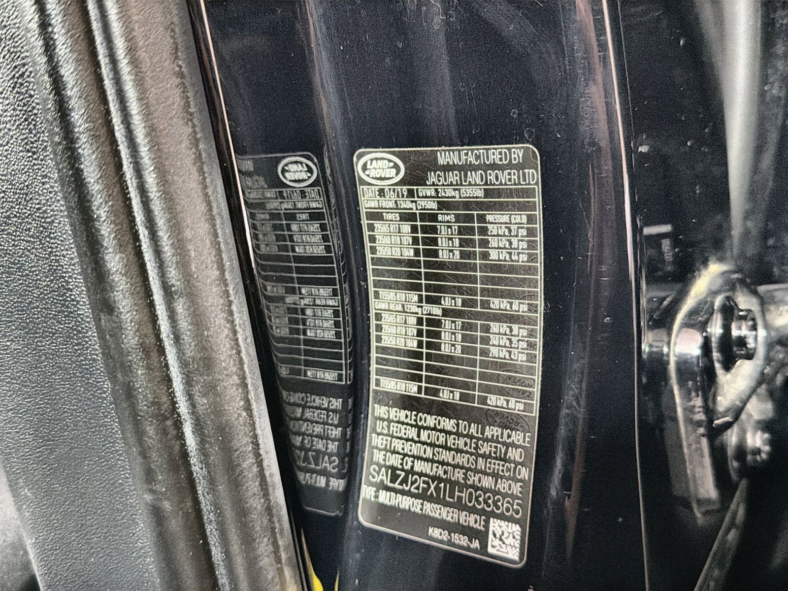 Used 2020 Land Rover Range Rover Evoque S image 29