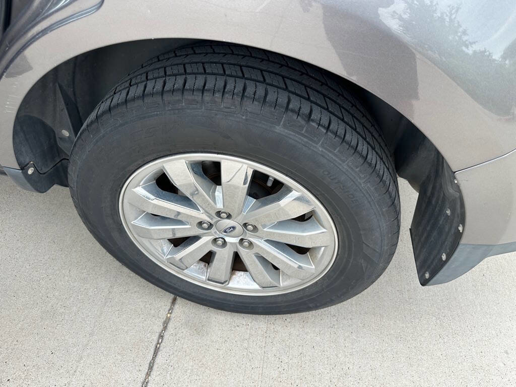 Used 2010 Ford Edge SEL FWD image 23