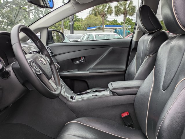 Used 2014 Toyota Venza XLE AWD/4WD image 17