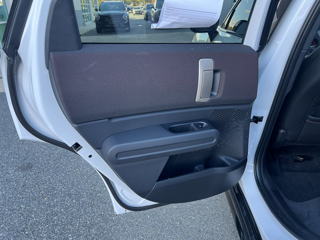 Used 2025 MINI Cooper Countryman John Cooper Works w/ Comfort Package Max image 21