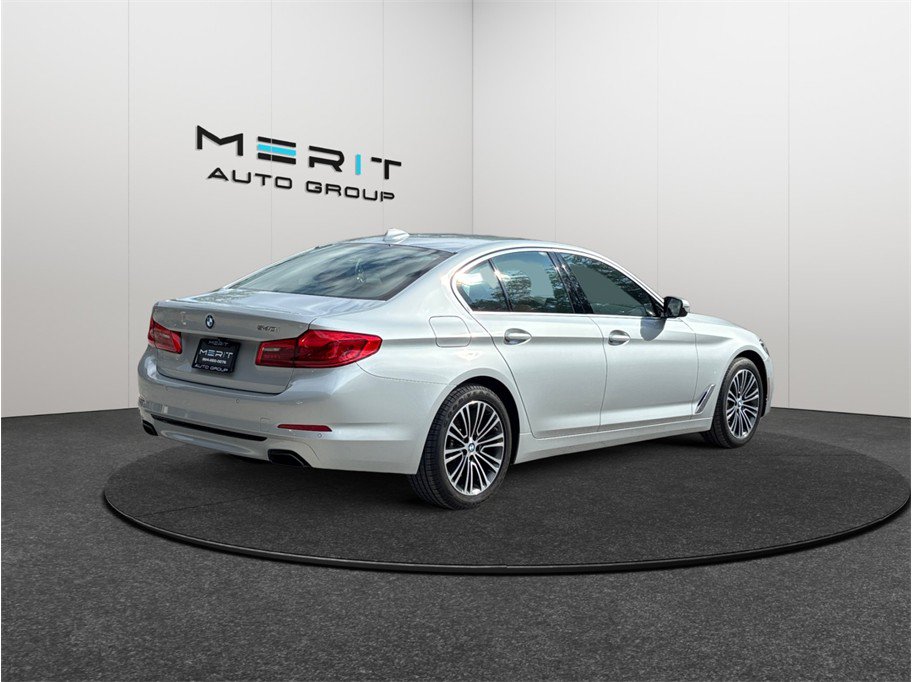 Used 2020 BMW 540i w/ Premium Package RWD image 9