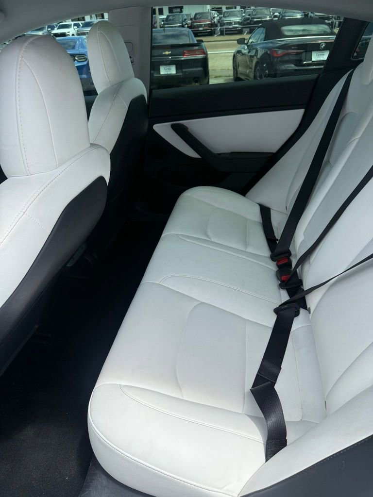 Used 2019 Tesla Model 3 Long Range image 17