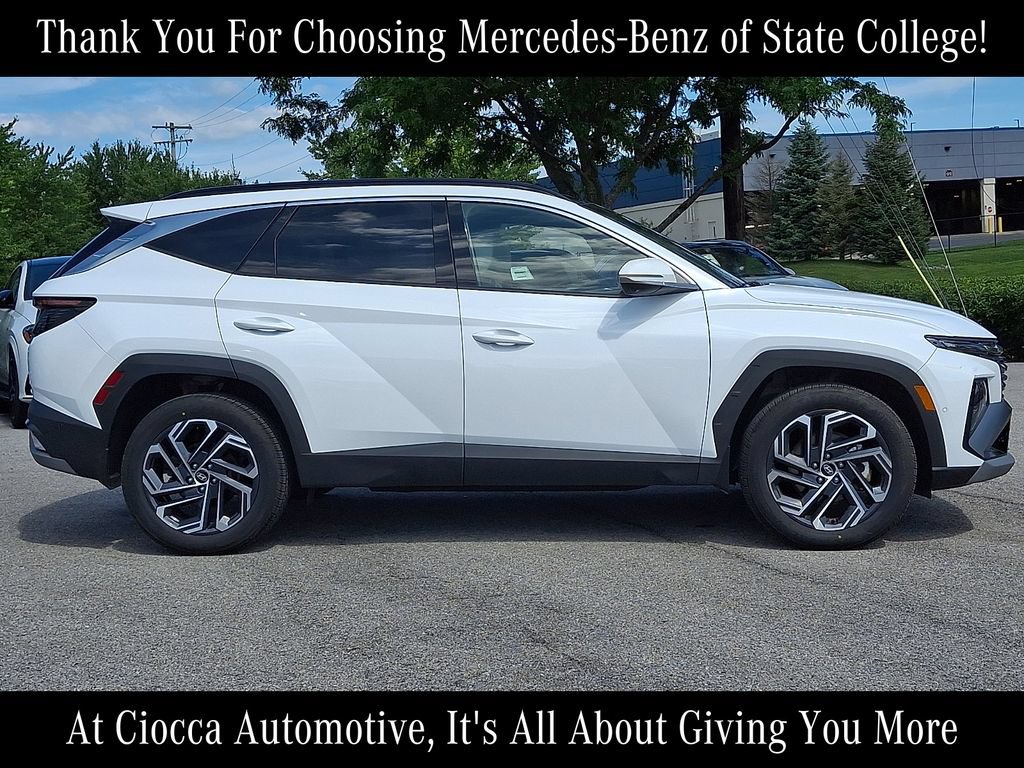 Used 2025 Hyundai Tucson Limited AWD/4WD image 10