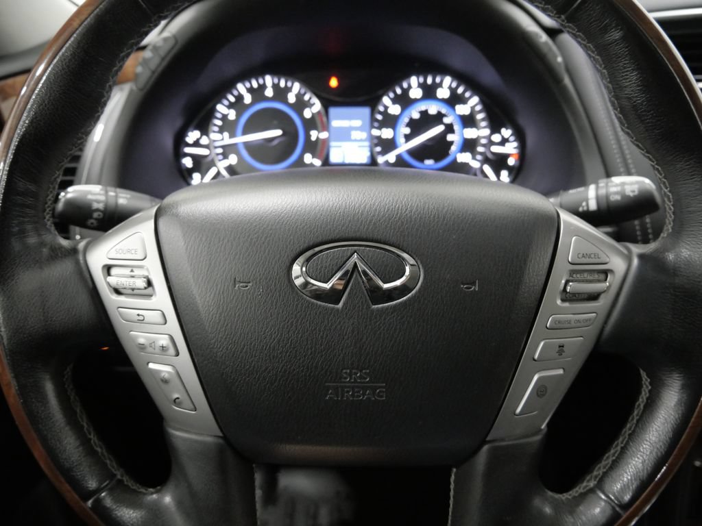 Used 2018 INFINITI QX80 4WD w/ Driver Assistance Package image 17
