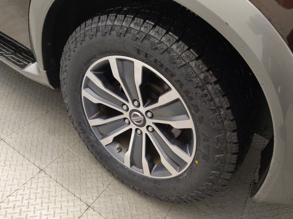 Used 2020 Nissan Armada SL w/ Premium Package image 31