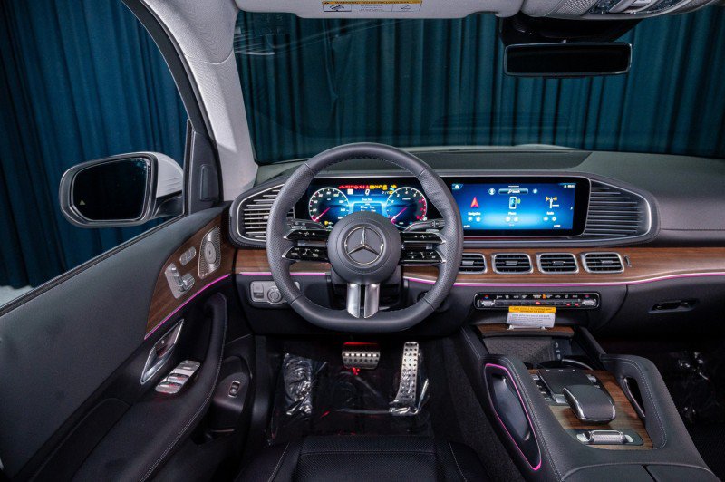 New 2026 Mercedes-Benz GLS 450 4MATIC image 15