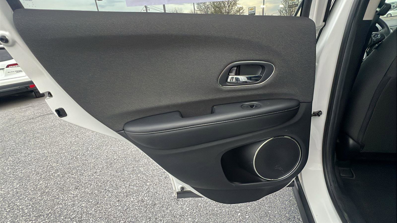 Used 2019 Honda HR-V EX image 17