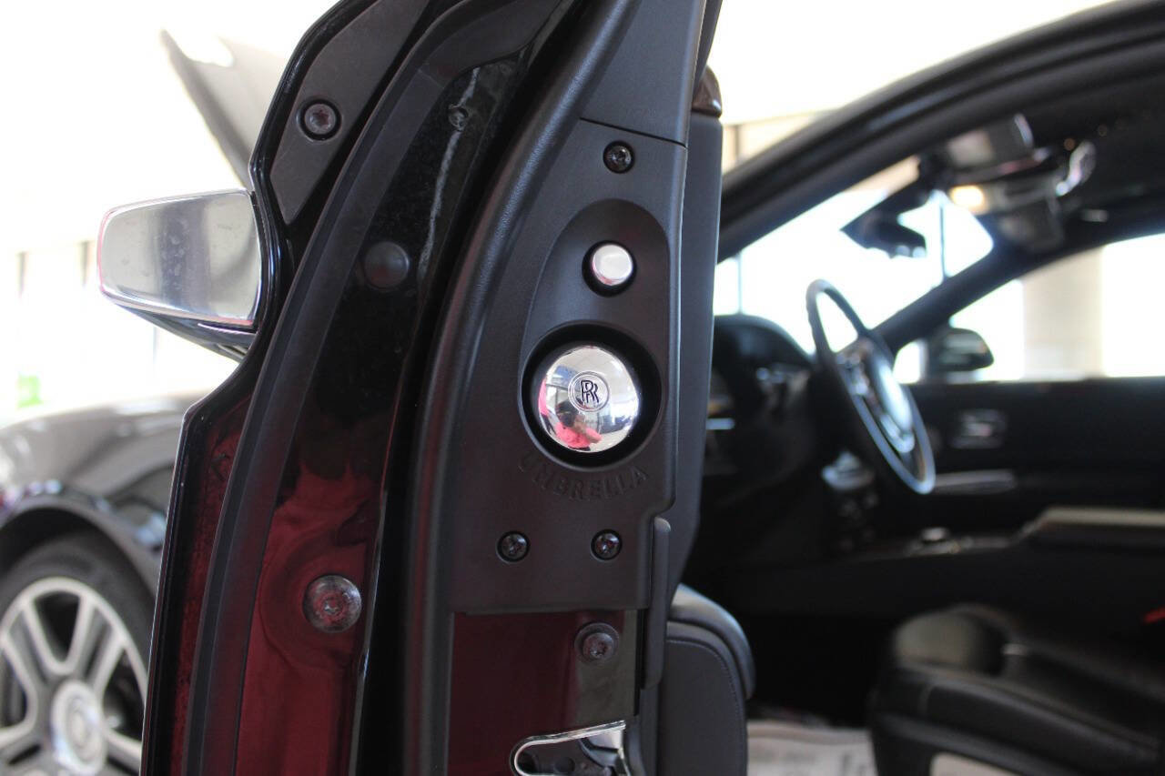 Used 2019 Rolls-Royce Ghost image 21