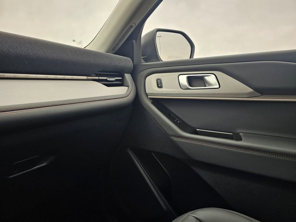 New 2026 Ford Explorer Active w/ Active Comfort Package image 26