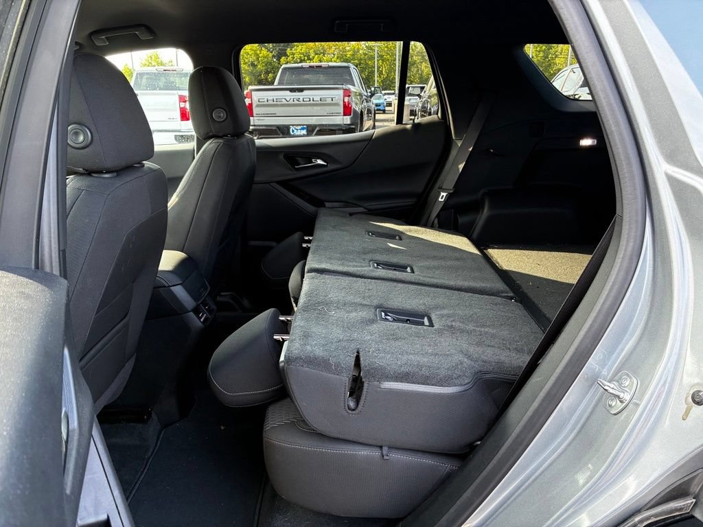 Used 2025 Chevrolet Equinox LT w/ Safety and Technology Package AWD/4WD image 27