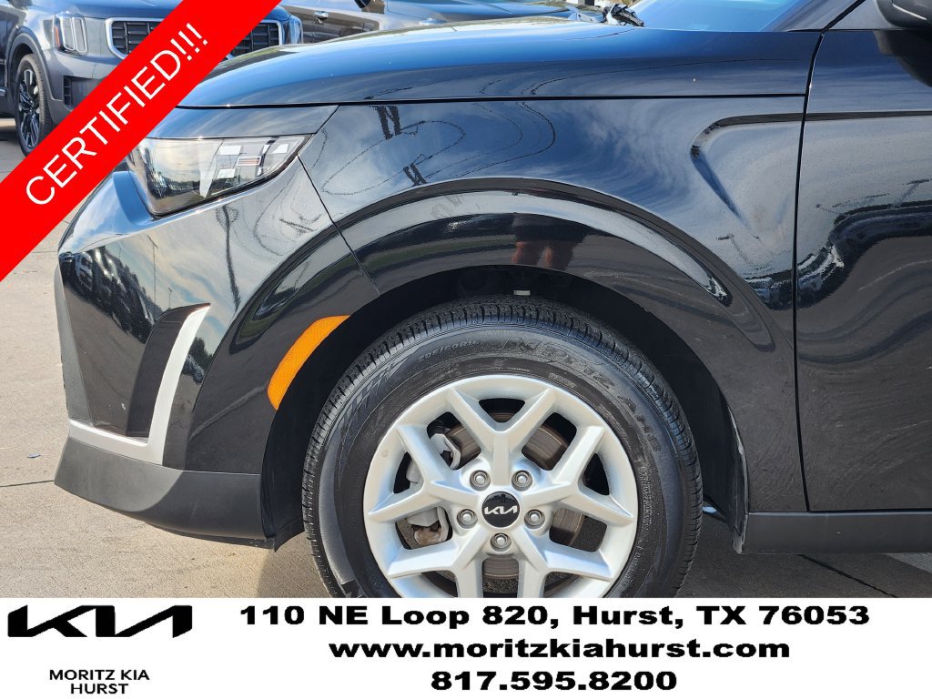 Used 2025 Kia Soul LX w/ LX Technology Package FWD image 13