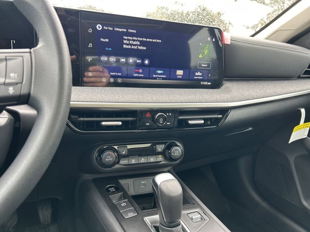 New 2026 Nissan Kicks SV w/ SV Premium Package FWD image 31