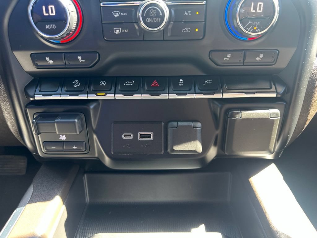 Certified 2019 Chevrolet Silverado 1500 LT Trail Boss AWD/4WD image 5