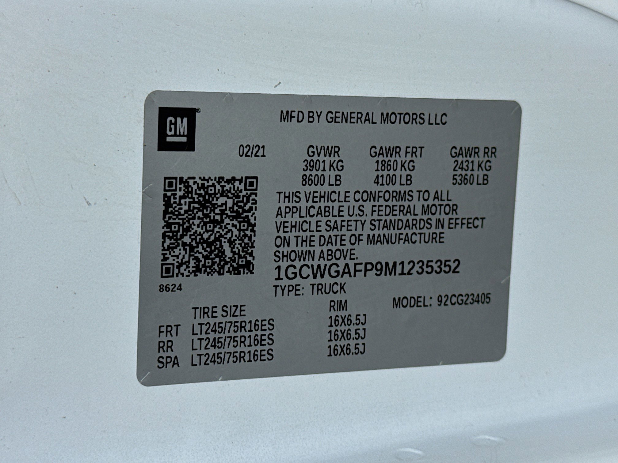 Used 2021 Chevrolet Express 2500 RWD image 31