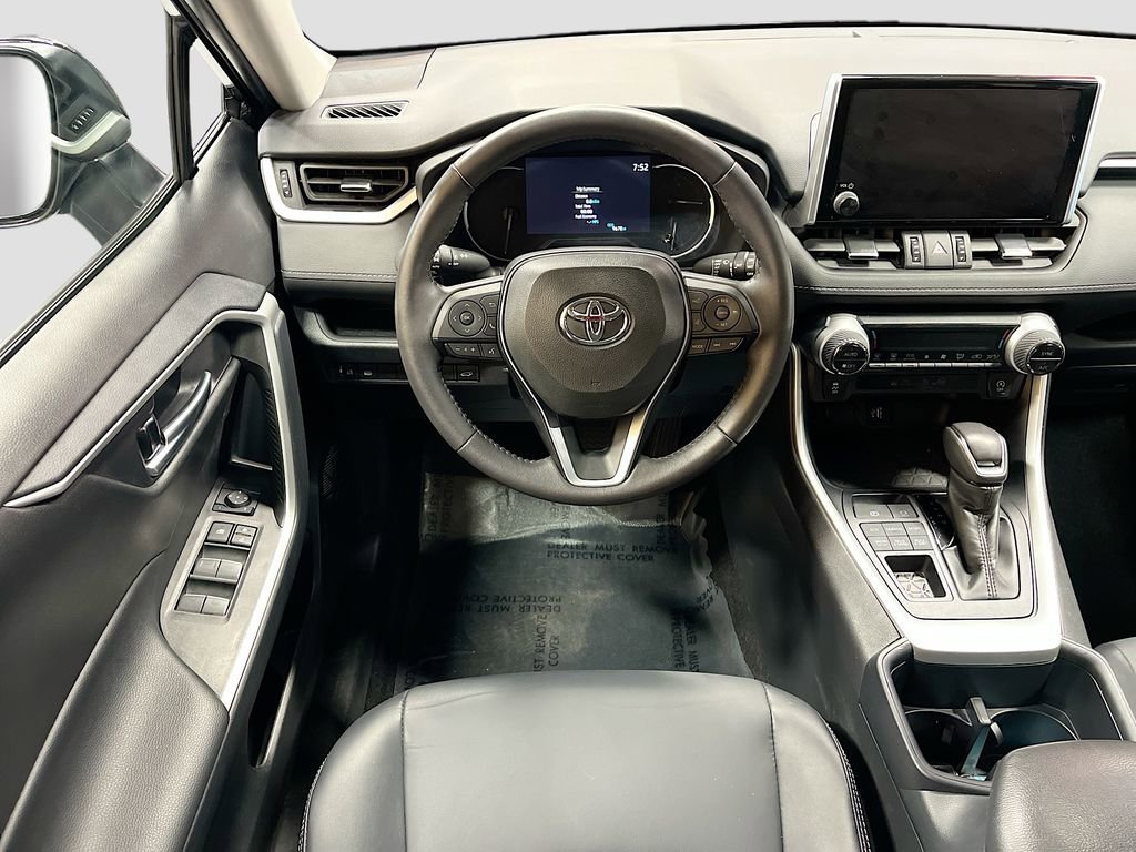 Used 2025 Toyota RAV4 XLE Premium AWD/4WD image 22
