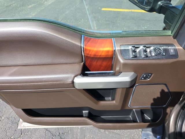 Used 2022 Ford F350 King Ranch w/ Chrome Package image 9