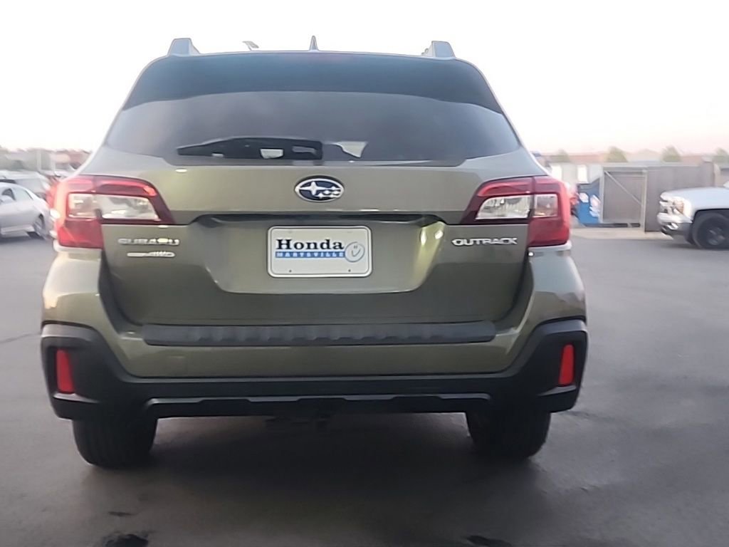 Used 2018 Subaru Outback 2.5i Premium image 6