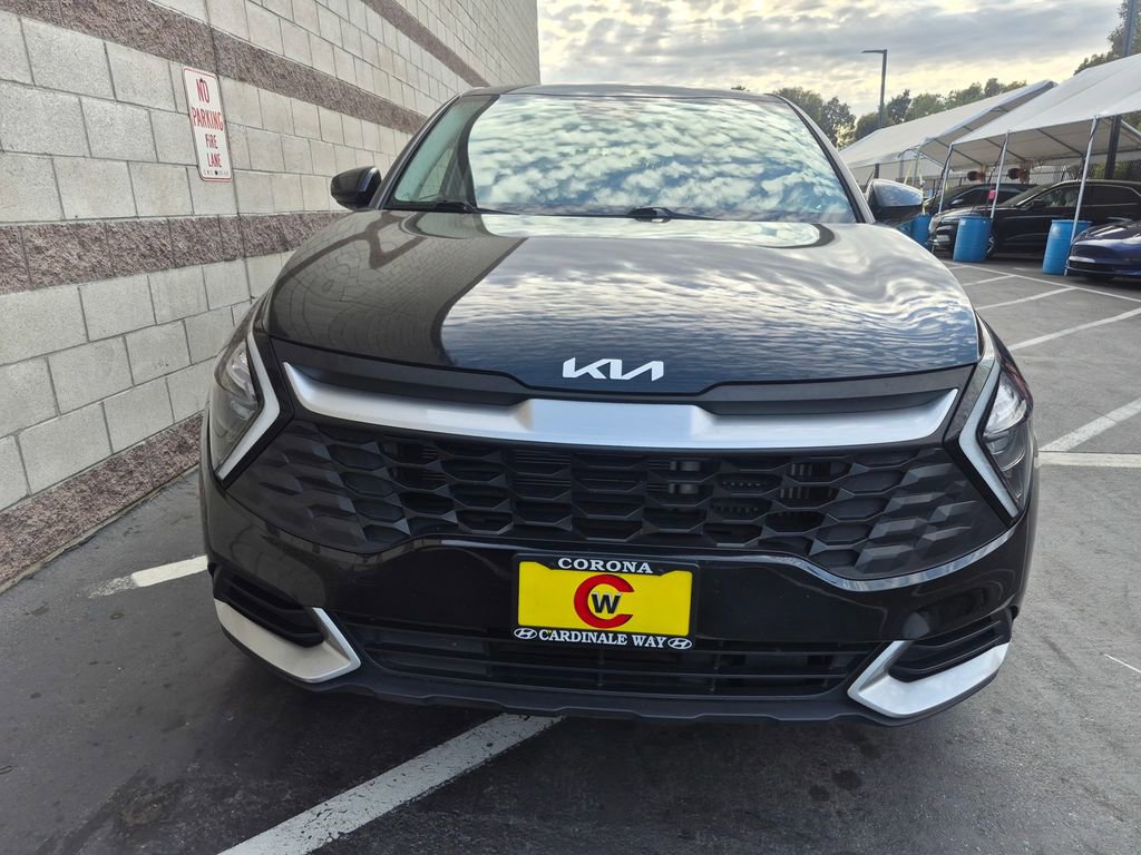 Used 2023 Kia Sportage LX FWD image 3