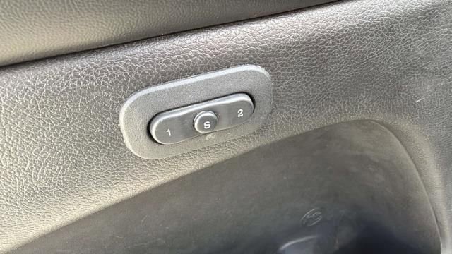 Used 2018 Jeep Grand Cherokee Limited AWD/4WD image 10