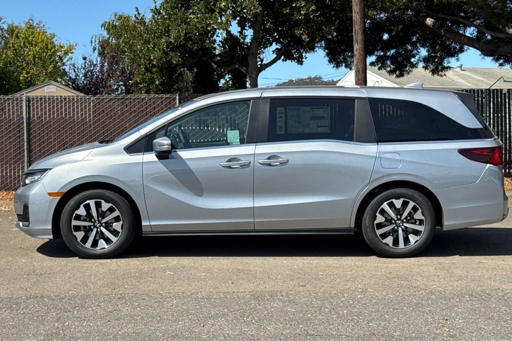 New 2026 Honda Odyssey EX-L image 7