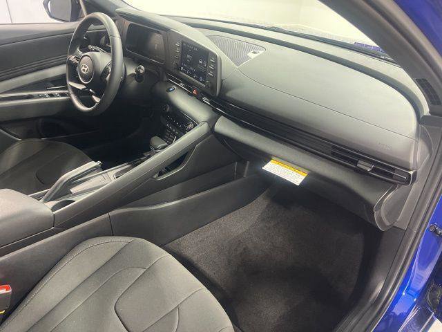 New 2026 Hyundai Elantra Sport image 22
