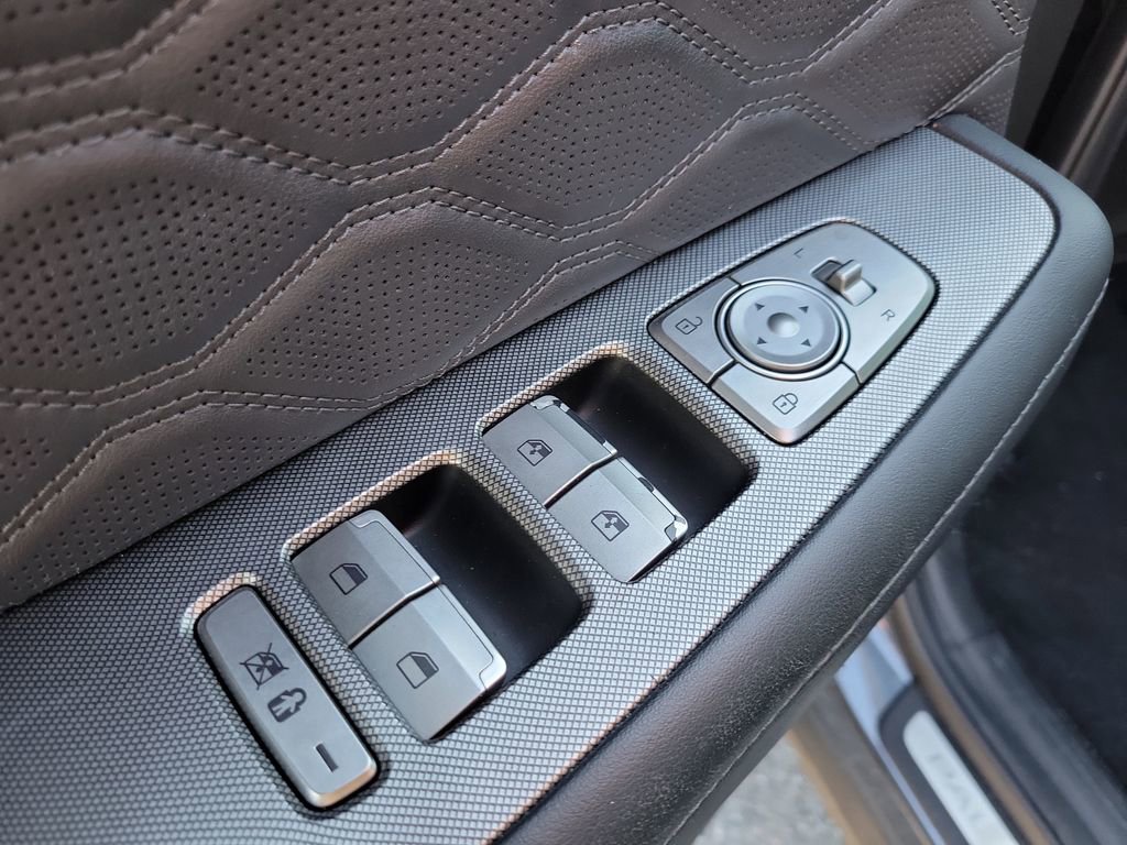 Used 2020 Hyundai Palisade Limited image 14