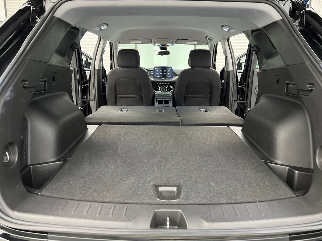 Used 2025 Chevrolet Blazer LT FWD image 36