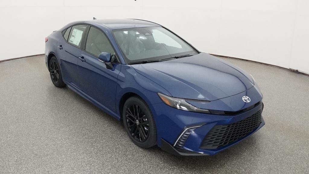 New 2026 Toyota Camry Hybrid FWD image 10