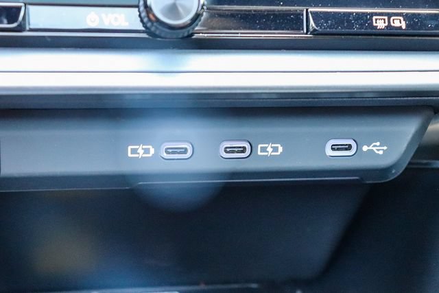 Certified 2025 Lexus RZ 300e FWD image 30