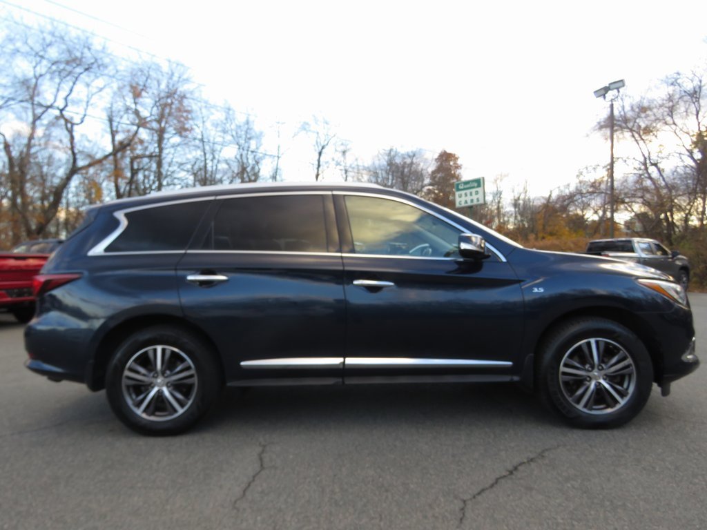 Used 2019 INFINITI QX60 Luxe w/ Essential Package image 5