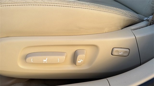 Used 2010 Lexus ES 350 image 20