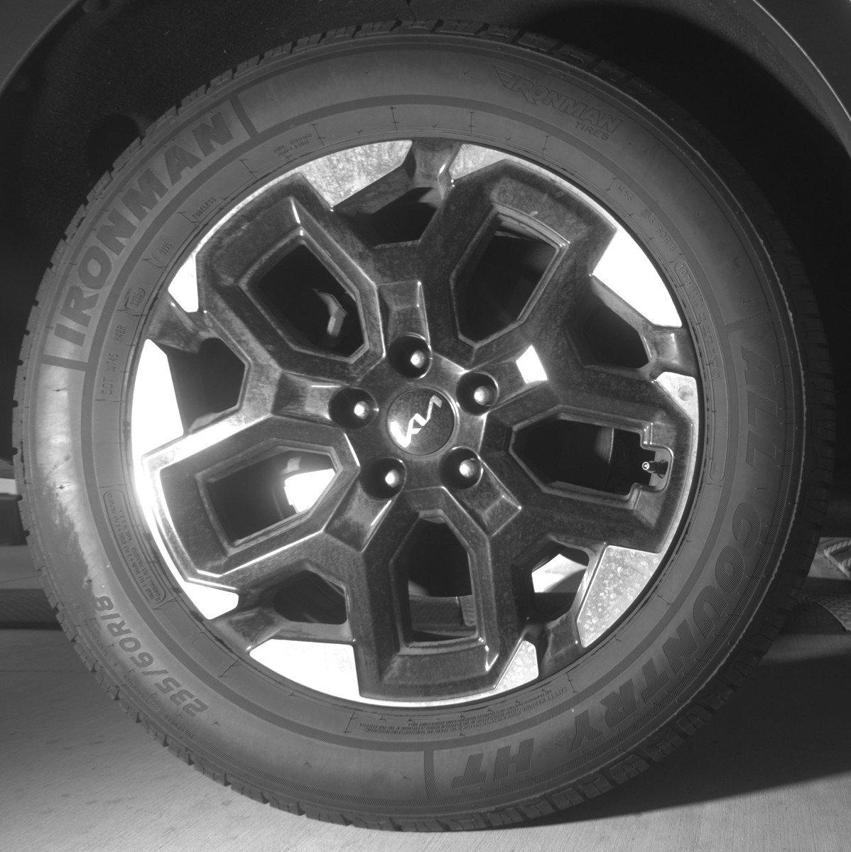 Used 2024 Kia Sorento S image 15