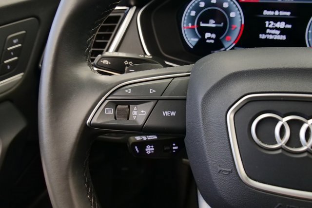 Used 2025 Audi Q5 2.0T Premium image 25