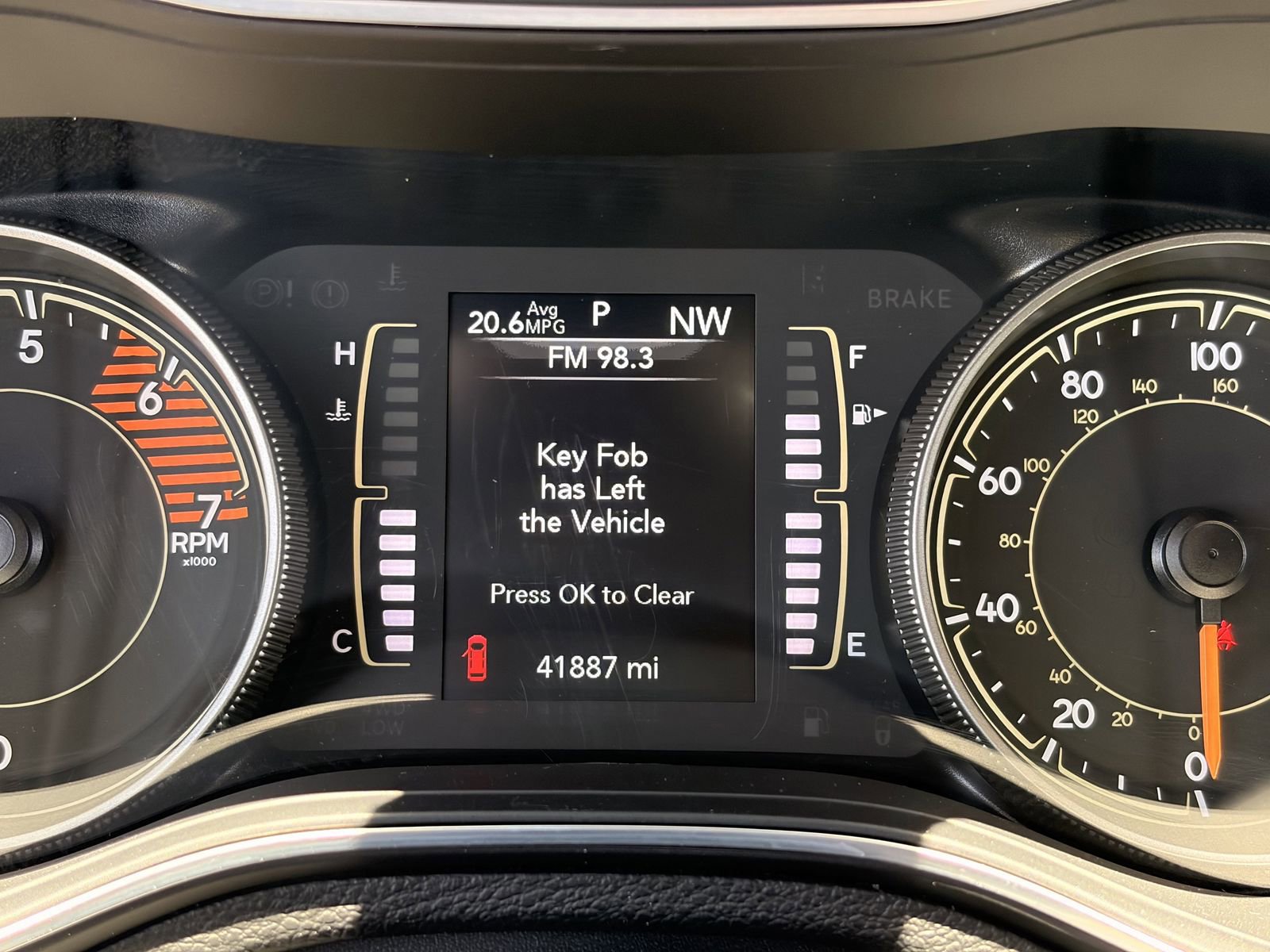 Used 2020 Jeep Cherokee Latitude Plus FWD image 26