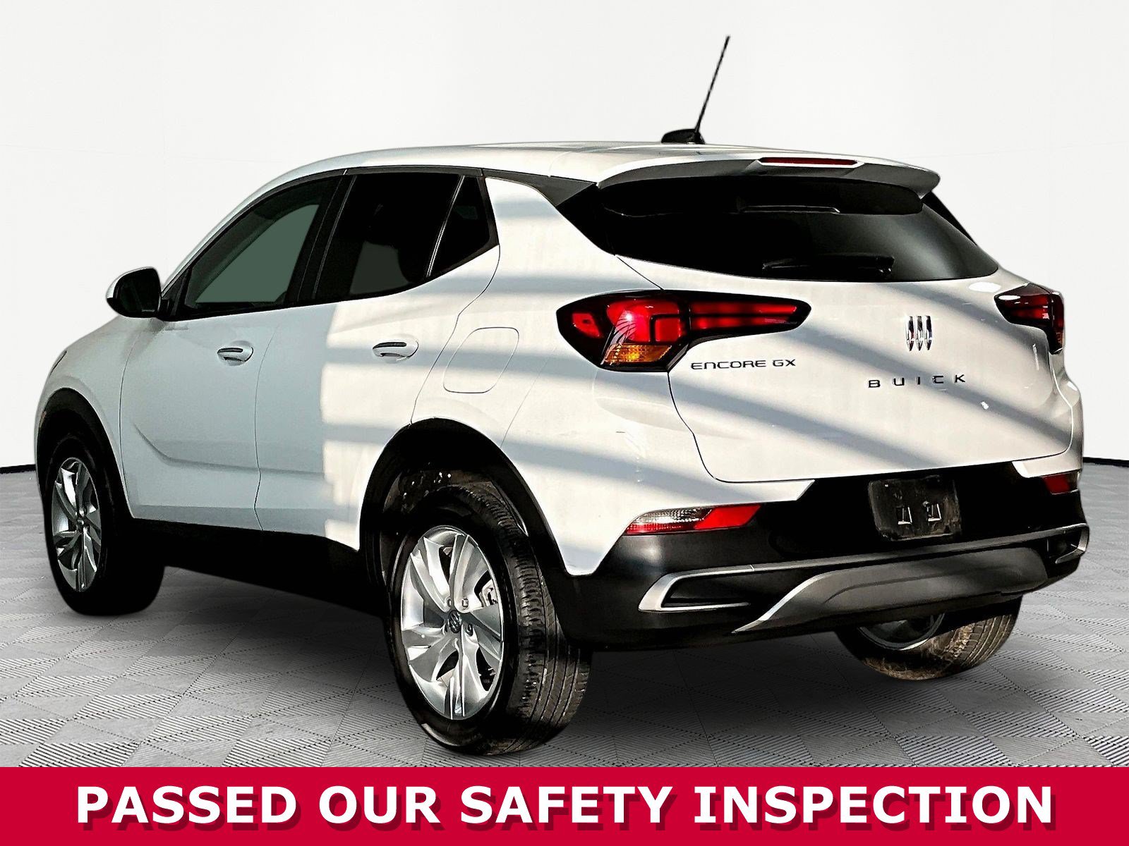 Used 2024 Buick Encore GX Preferred FWD image 4
