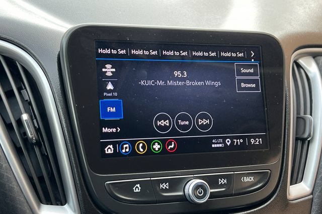 Used 2025 Chevrolet Malibu LT FWD image 20