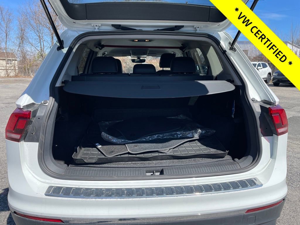 Used 2021 Volkswagen Tiguan SE AWD/4WD image 9
