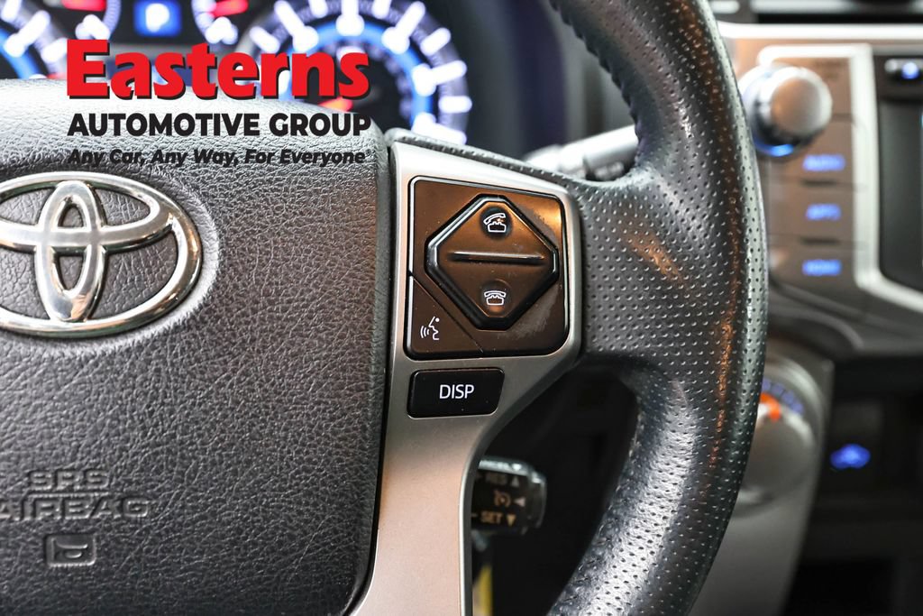 Used 2015 Toyota 4Runner SR5 AWD/4WD image 15