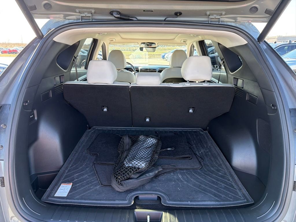 Used 2024 Hyundai Tucson Limited image 28