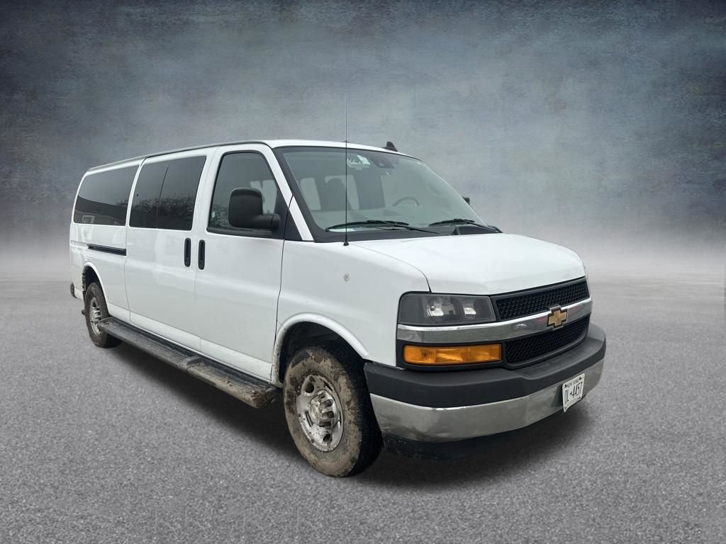 Used 2023 Chevrolet Express 3500 LT w/ LT Preferred Equipment Group RWD image 39