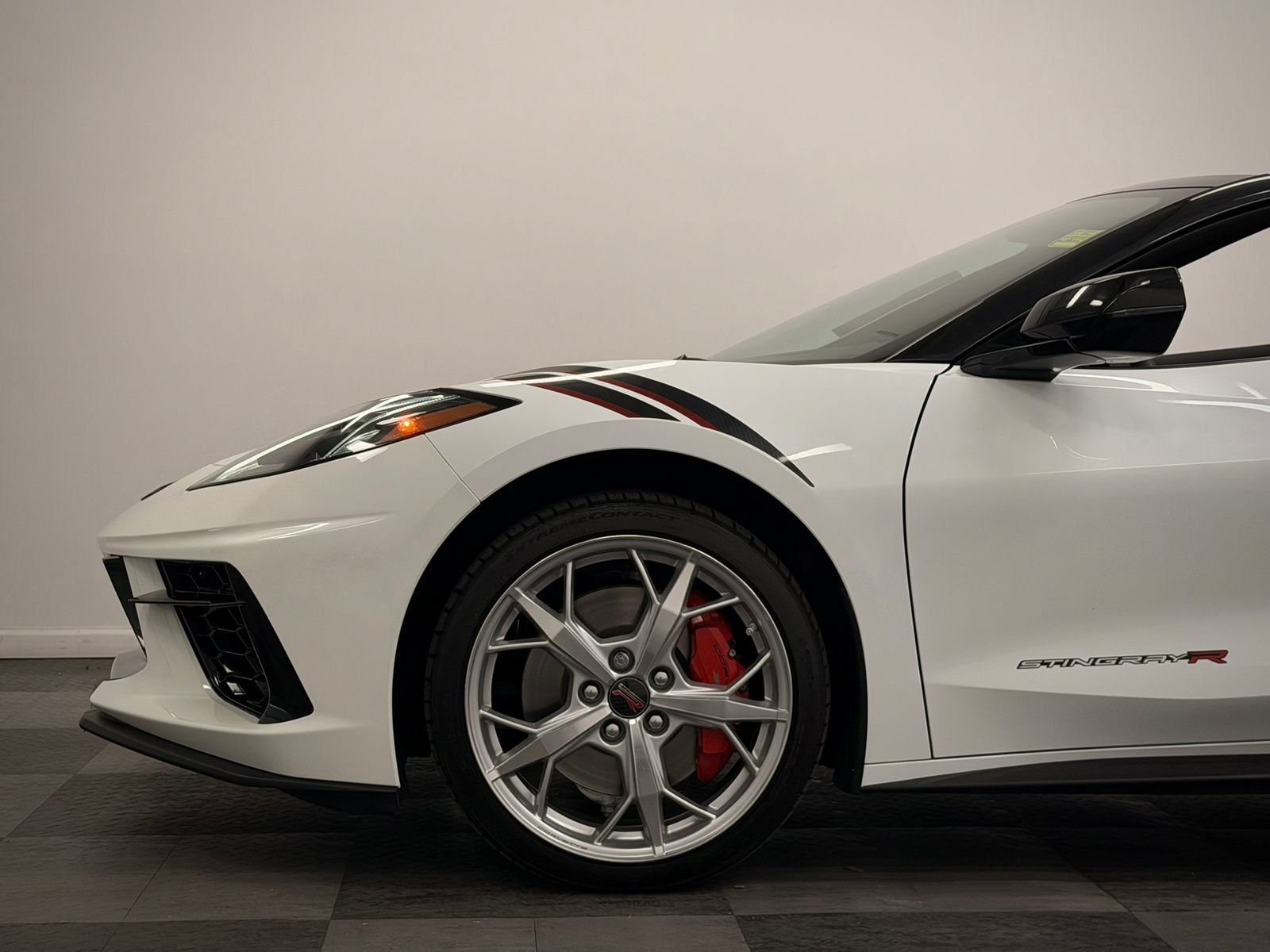 Used 2022 Chevrolet Corvette Stingray Preferred Conv w/ Z51 Performance Package RWD image 8