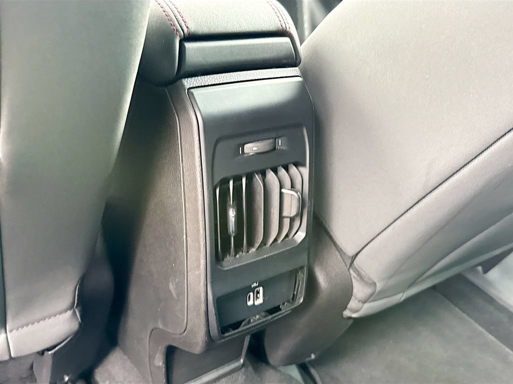 Used 2024 Dodge Hornet GT AWD/4WD image 28