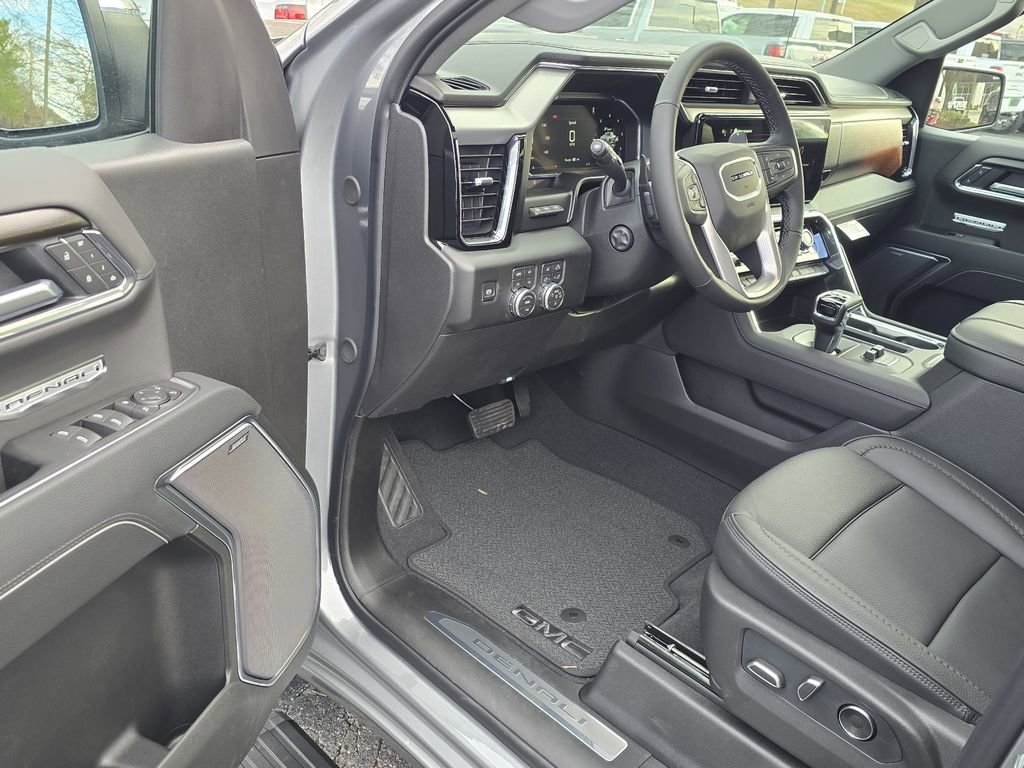 New 2026 GMC Sierra 1500 Denali w/ Denali Reserve Package image 4
