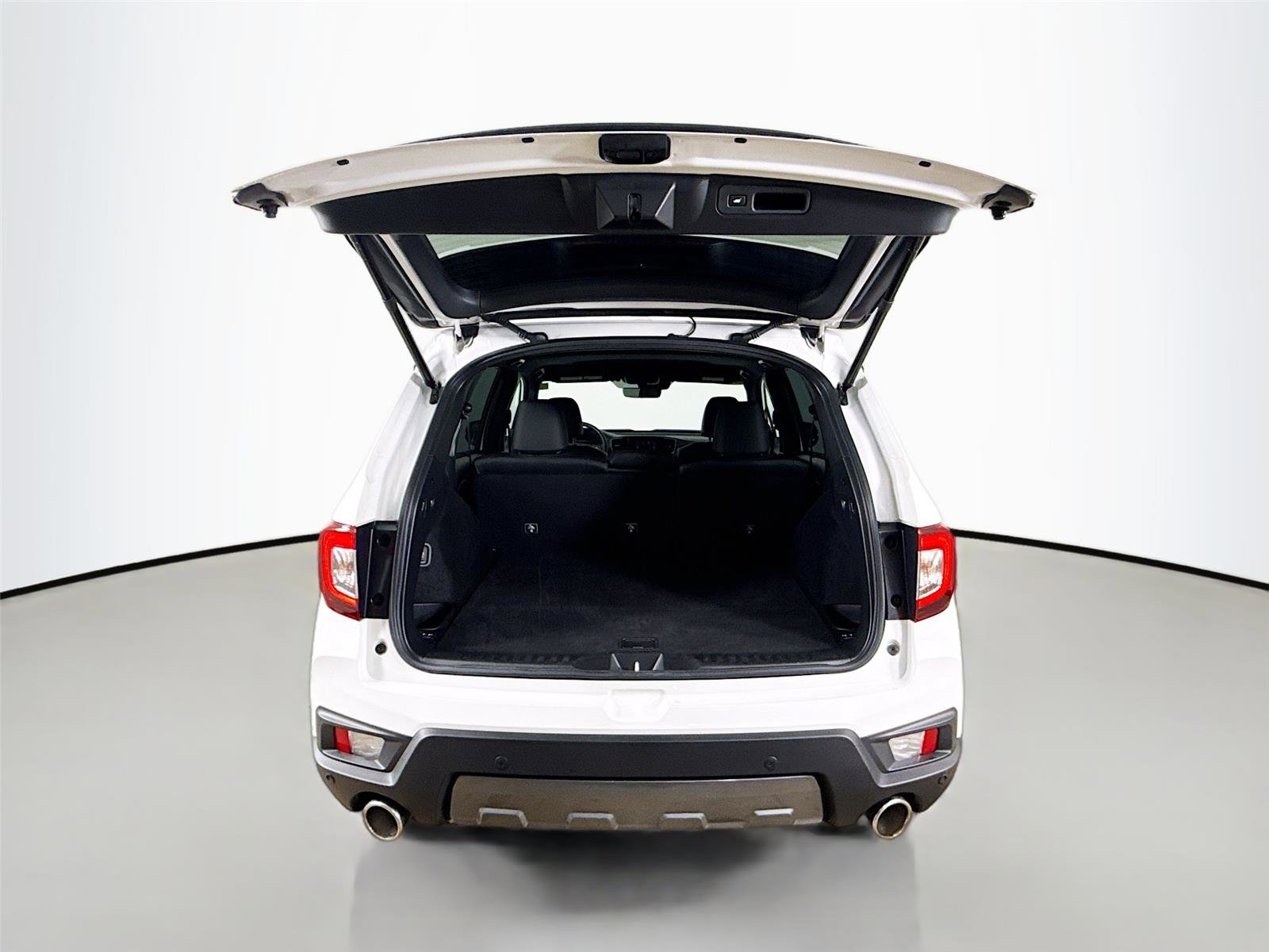 Used 2023 Honda Passport TrailSport image 27