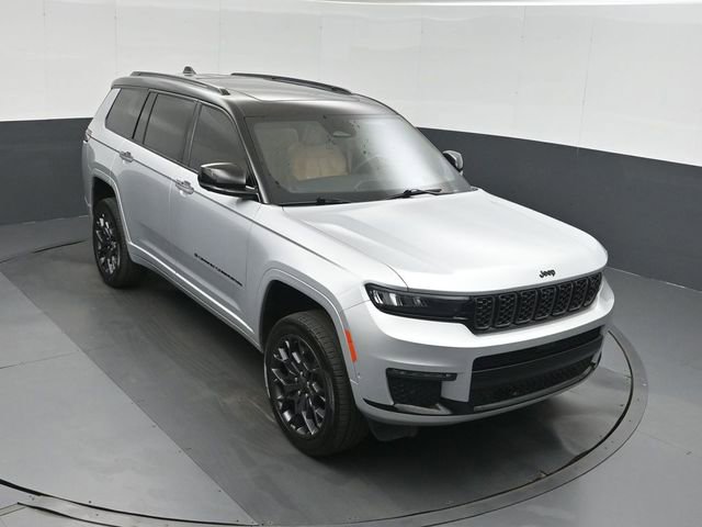 Used 2023 Jeep Grand Cherokee L Summit AWD/4WD image 41