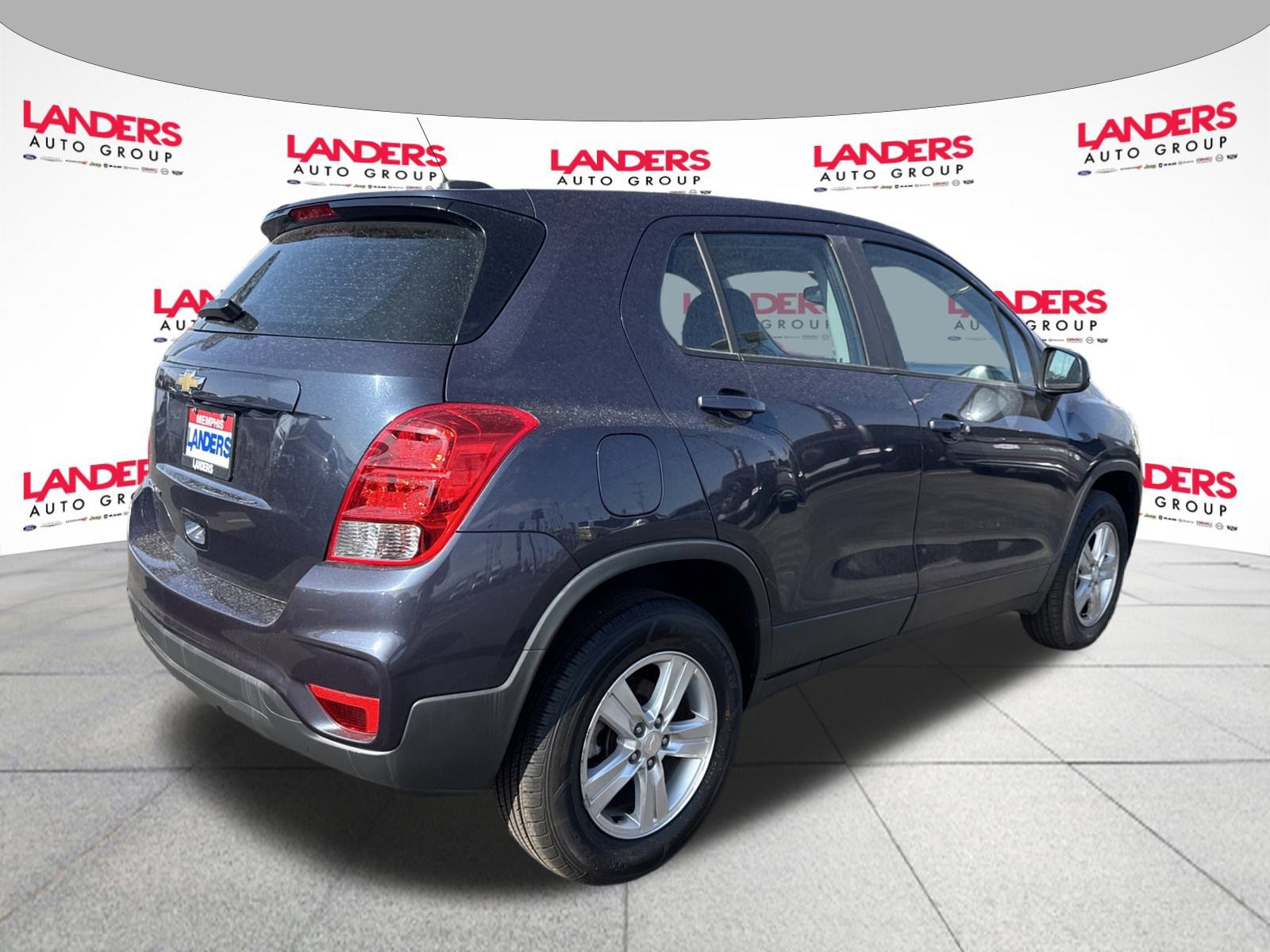 Used 2018 Chevrolet Trax LS image 3